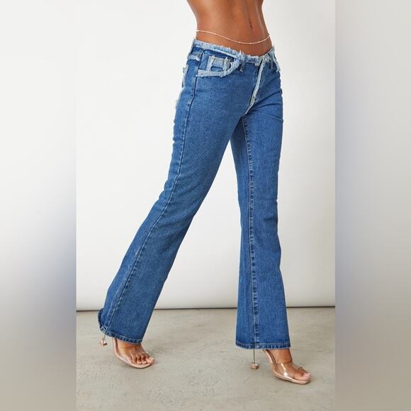 Pretty Little Thing Jeans Womens 6 Dark Wash Frayed Hem Flare Y2K Vintage Retro - Picture 1 of 8